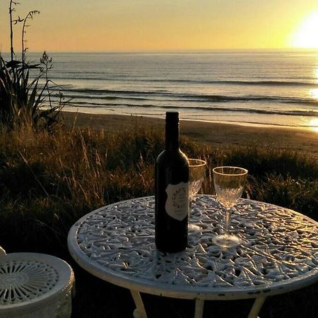 Beachfront Bliss Парапарауму Экстерьер фото