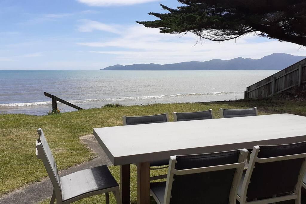 Beachfront Bliss Парапарауму Экстерьер фото